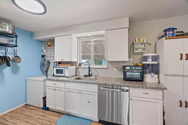 1901 S Garfield Rd, Airway Heights, WA 99001