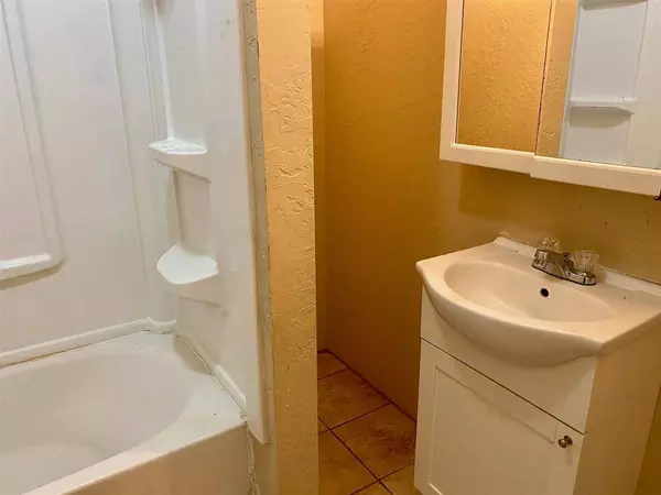 811 N 8th, Duncan, OK 73533