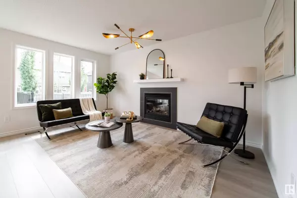 3811 WHITELAW PL NW, Edmonton, AB T6W 0V9