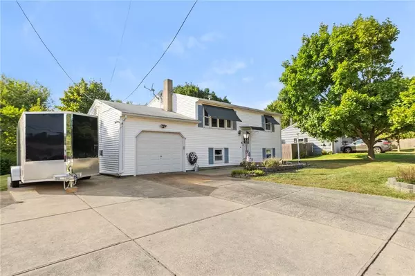 21 Jaycee DR, West Warwick, RI 02893