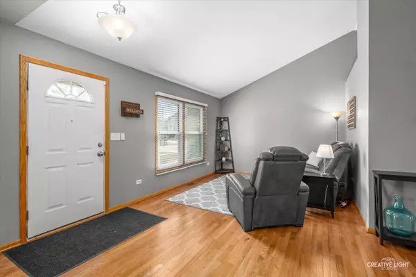 211 Turnbridge DR, Shorewood, IL 60404