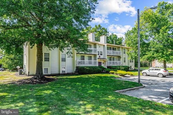 89 KENWOOD DR, Sicklerville, NJ 08081