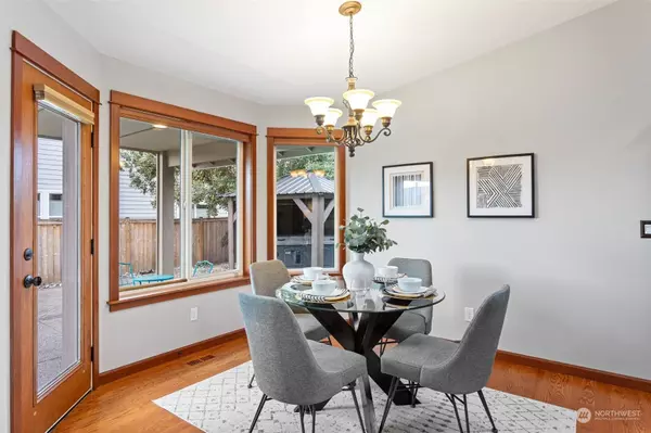 15430 43rd AVE SE, Bothell, WA 98012