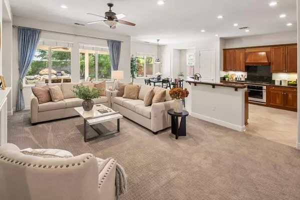 2120 Benton LOOP, Roseville, CA 95747