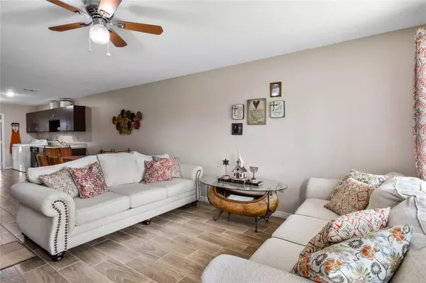 245 WINTER RIDGE BLVD, Winter Haven, FL 33881