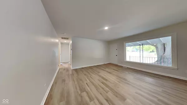 5220 Council Ring BLVD, Kokomo, IN 46902