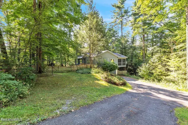 1799 HARTSVILLE - NEW MARLBORO Rd, New Marlborough, MA 01230