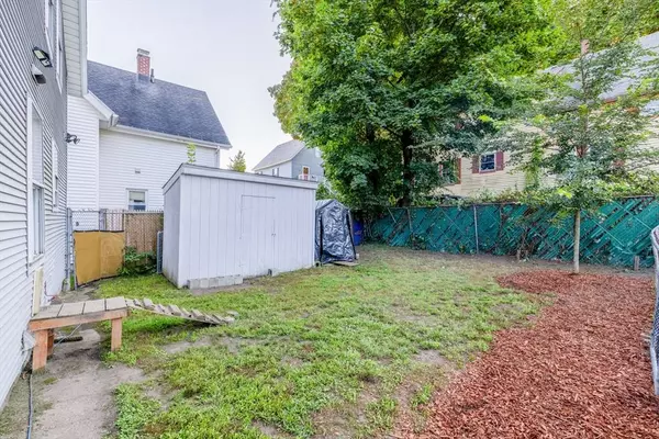 57 Goodrich St, Fitchburg, MA 01420