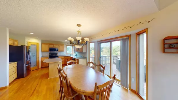 20420 Eidelweiss ST NW, Oak Grove, MN 55011