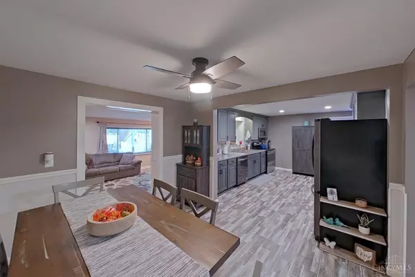 5607 Kay Dr, Milford, OH 45150