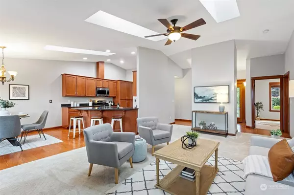 15430 43rd AVE SE, Bothell, WA 98012