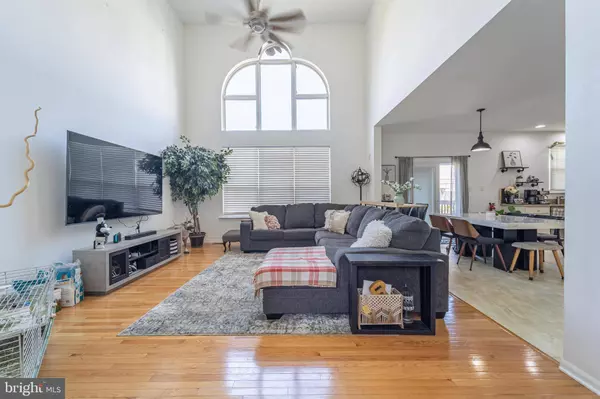 34 INVERNESS DR, Delran, NJ 08075