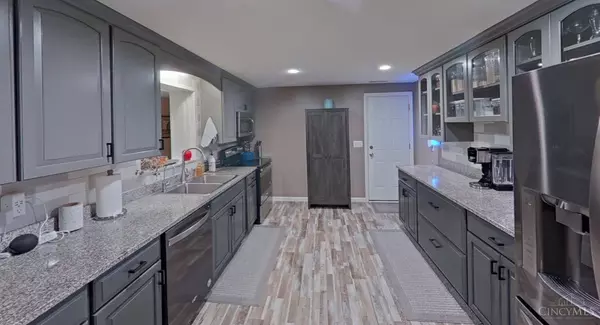 5607 Kay Dr, Milford, OH 45150