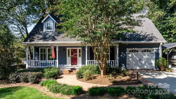 1733 Knightbridge DR, Newton, NC 28658