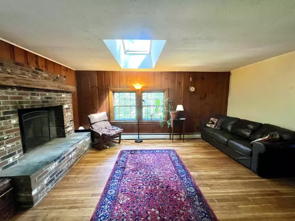 363 sawnee bean RD, Thetford, VT 05075