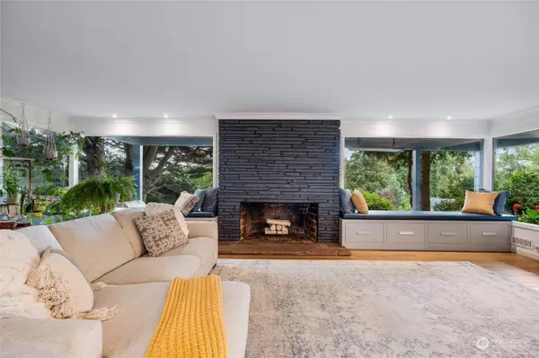 12537 41st AVE NE, Seattle, WA 98125