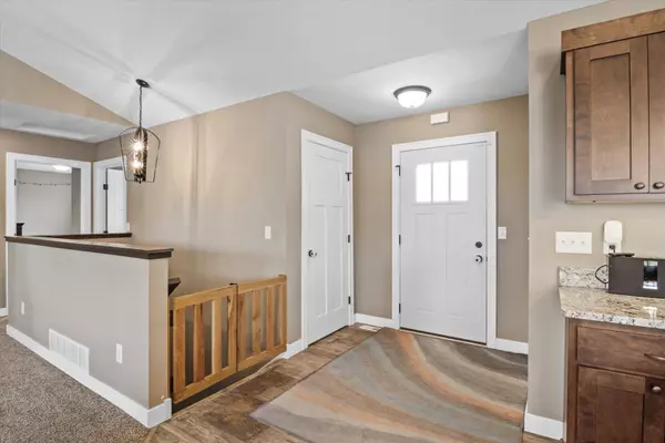 1019 166th ST, Hammond, WI 54015