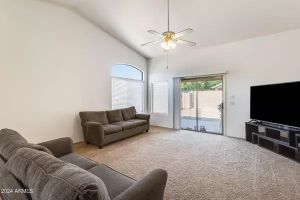 16672 W RIMROCK Street, Surprise, AZ 85388