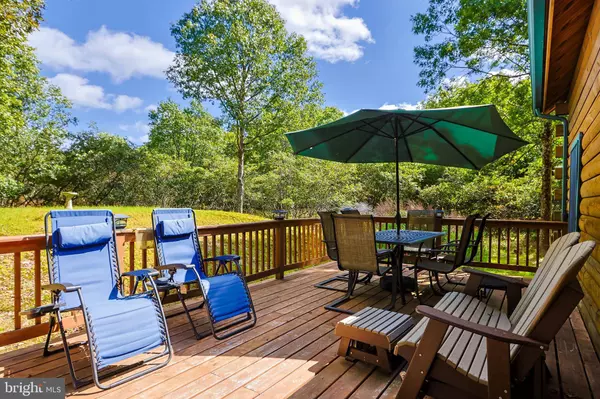 70 SYCAMORE CIR, Albrightsville, PA 18210