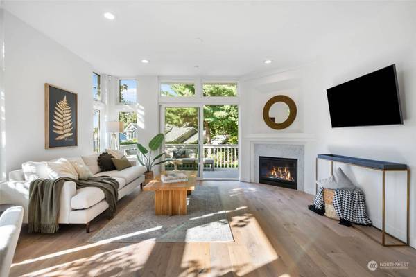 202 5th PL S, Kirkland, WA 98033