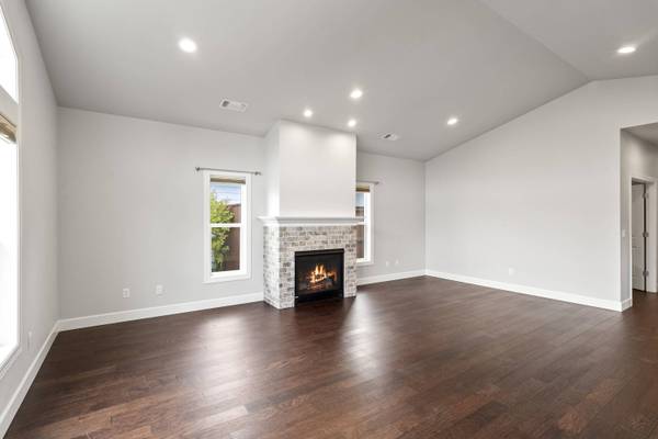 451 Haskell ST, Central Point, OR 97502