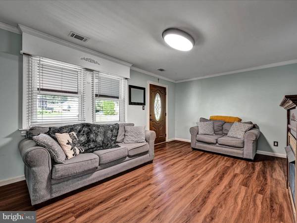 39 S 36TH ST, Camp Hill, PA 17011