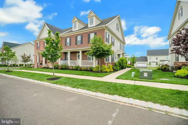 4859 INDIGO DR, Doylestown, PA 18902