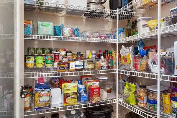 6698 Miravista DR, Rocklin, CA 95677