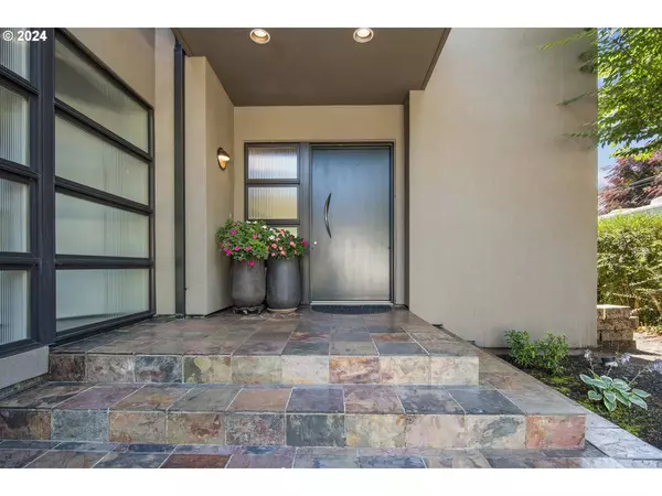 6007 SE RIVERSIDE DR, Vancouver, WA 98661