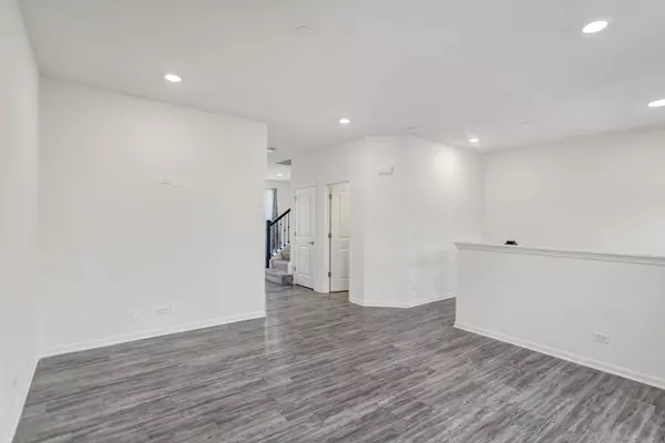 1749 Carlstedt DR, Batavia, IL 60510