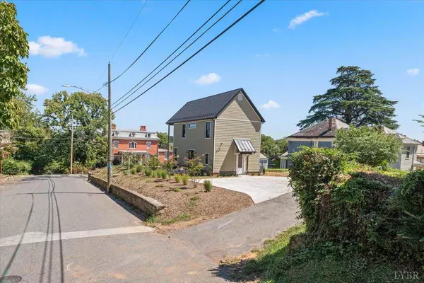 1101 Harrison ST, Lynchburg, VA 24504