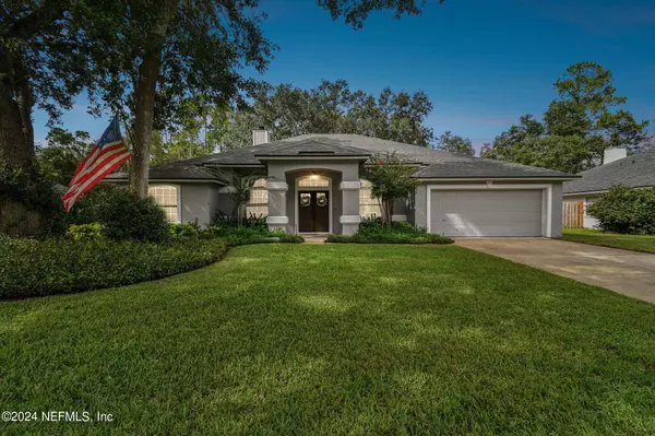 1113 LAKE PARKE DR, St Johns, FL 32259