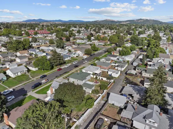 628 E Courtland Ave, Spokane, WA 99207