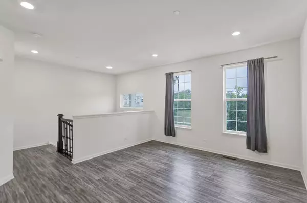 1749 Carlstedt DR, Batavia, IL 60510