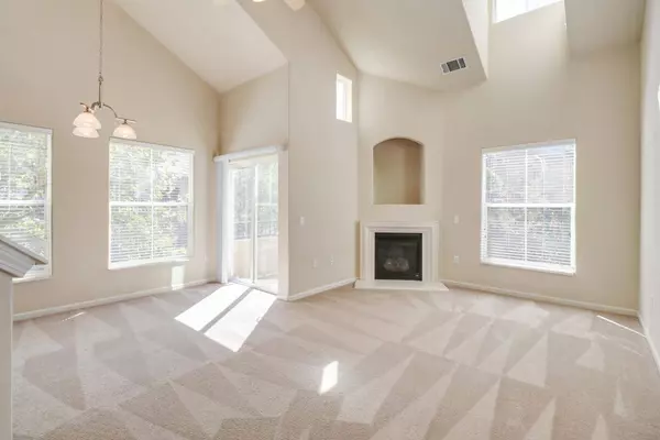 2435 Fontana ST #4, West Sacramento, CA 95691