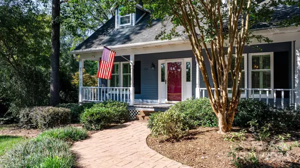 1733 Knightbridge DR, Newton, NC 28658