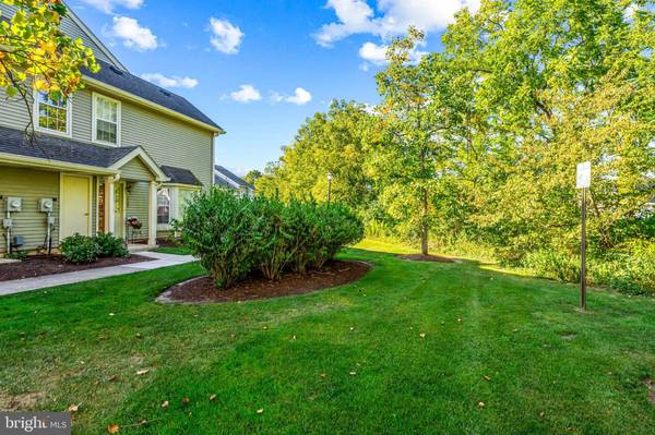 1105 YARMOUTH LN, Mount Laurel, NJ 08054