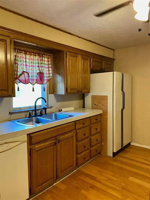 1307 W Pecan, Duncan, OK 73533