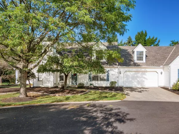 6239 Mcnaughten Place Lane 9, Columbus, OH 43213