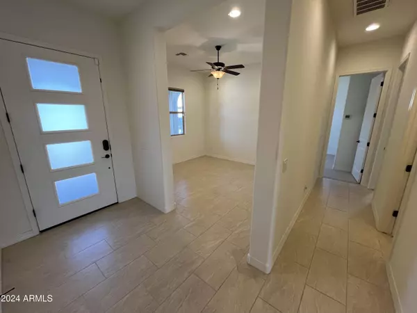 21121 E SUPERSTITION Drive, Queen Creek, AZ 85142