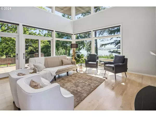 6007 SE RIVERSIDE DR, Vancouver, WA 98661