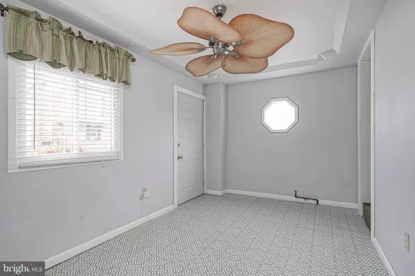 7013-15 GLENLOCH ST, Philadelphia, PA 19135