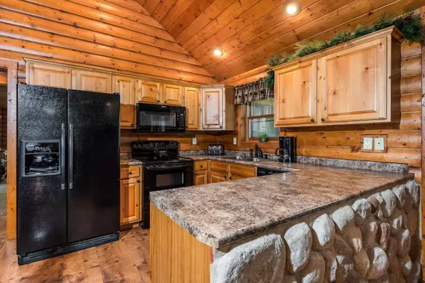 10A17 Hawk Court, Apple River, IL 61001