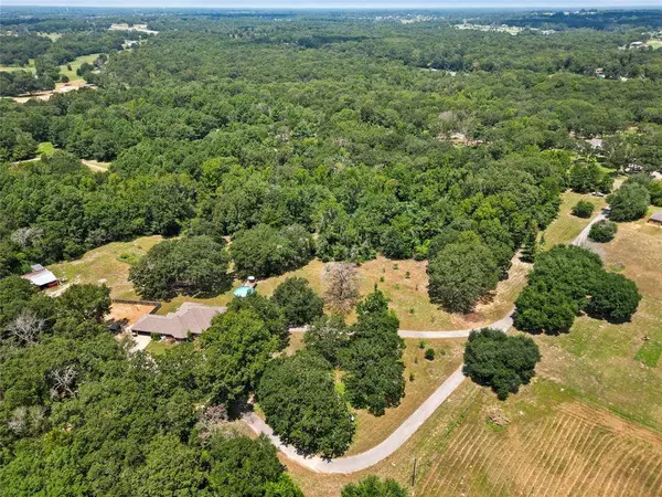 23489 Fm 1995, Lindale, TX 75771