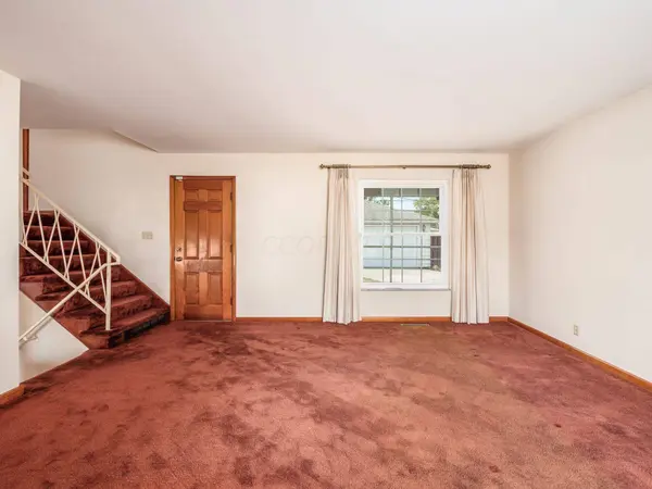 311 Deerfield Road, Columbus, OH 43228