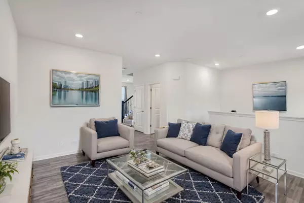 1749 Carlstedt DR, Batavia, IL 60510