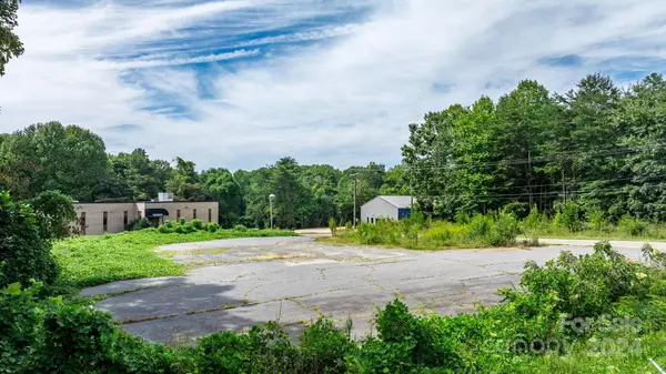 3230 16th AVE SE, Conover, NC 28613