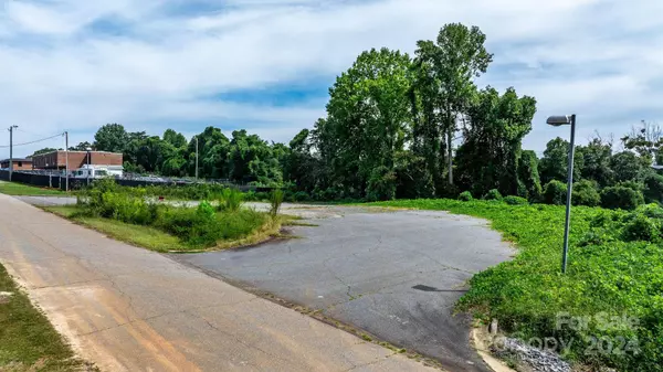 3230 16th AVE SE, Conover, NC 28613