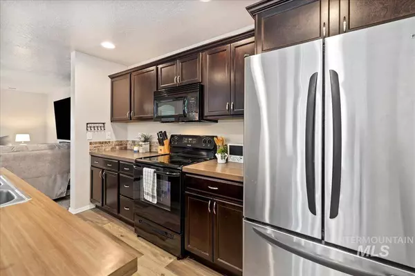 239 W Peach Springs St., Meridian, ID 83646