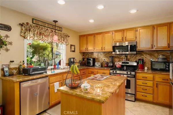 1318 Kirkmichael CIR, Riverside, CA 92507